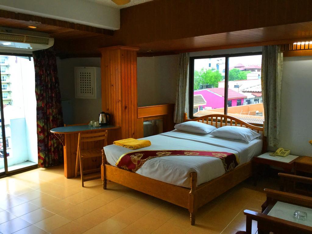 Bliss Mansion Hotel Pattaya Ngoại thất bức ảnh
